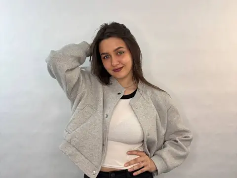 ElaraWhitmoren cam model