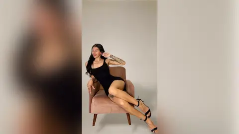 SaraBellini — Get lost between curves and lines
