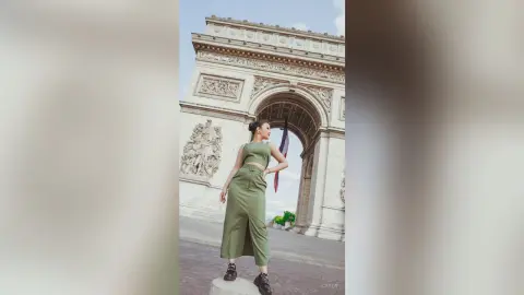 Carla — Arc de triomphe