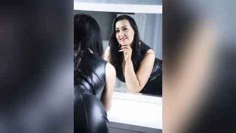 LindaBriars — hot