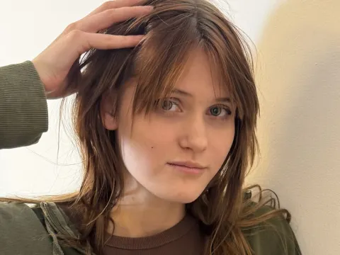 IsidraKolby cam model