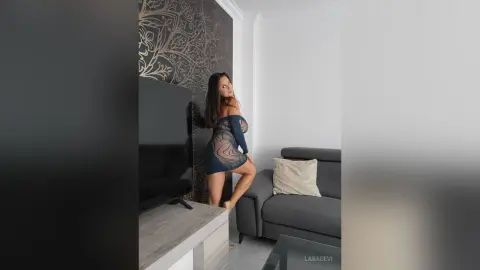 LaraDevi — Erotic in a wonderful penthouse