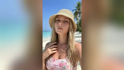 StefaniBrowyn — "Queen of your recommendations"