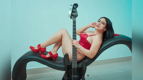 AngieBlackmore — RED HOT YEAHHH