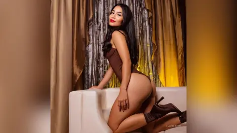 LiaValtori — 👄😏
