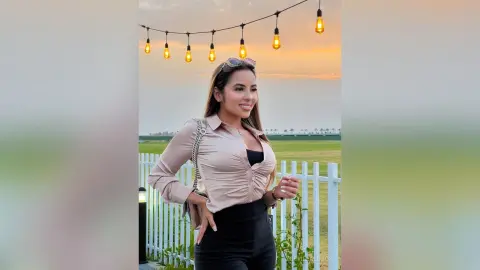 ZoeVillalobos — Hi from Dubai