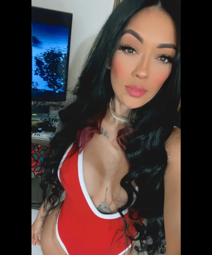 QuinnMPresley — Streamate Photos
