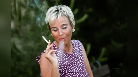 AlikaMeddison — I am a very hot woman !!!! KISS