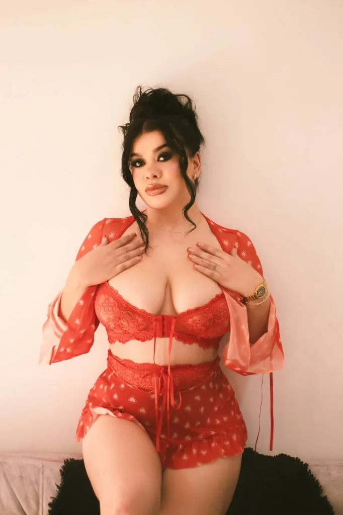 Celestee_Fox — Streamate Photos