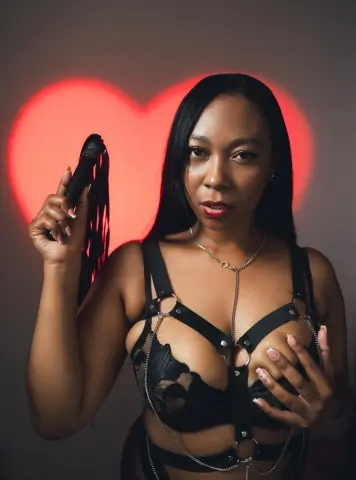 sahiira — Streamate Photos