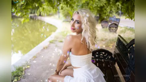 AmyLaurens — Outdoor Sensation