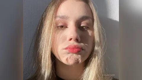 RoxanePoire — ntmu
