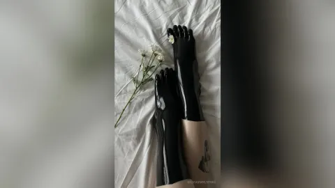 SilviaVinylstore — Silvia