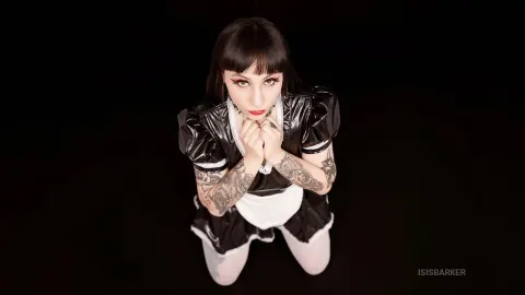 IsisBarker — Sexy maid