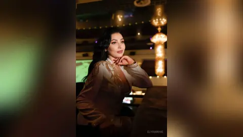 ElysiaRose — Xoxo