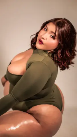 VanessaLanzz — Streamate Photos