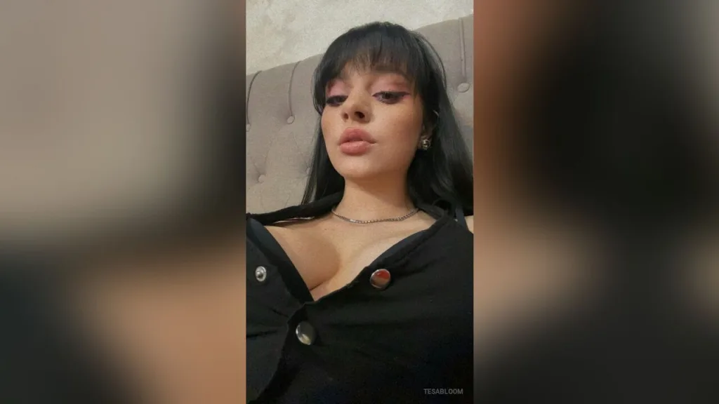 TesaBloom — Sexy Tessa