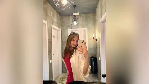 EarleneConaghan — 3