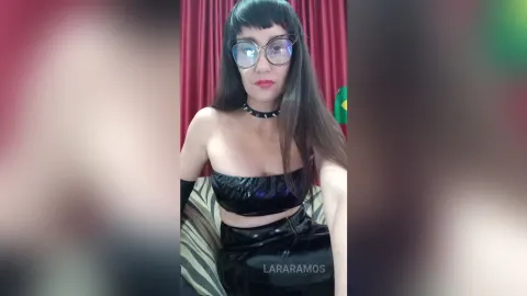 LaraRamos — Hey..