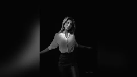 AlessiaThiery — Dressed or undressed?