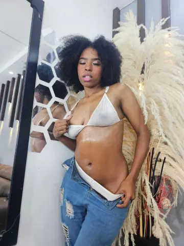 Nini_Beyker — Streamate Photos