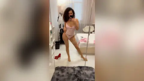 MayraKade — Selfies