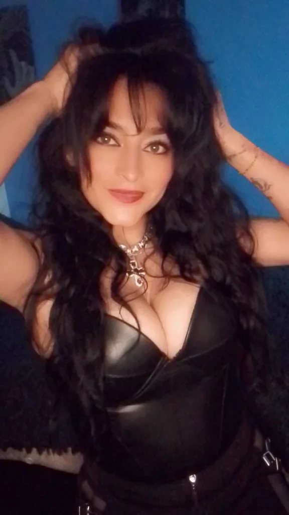 SofiaScarlet — Streamate Photos