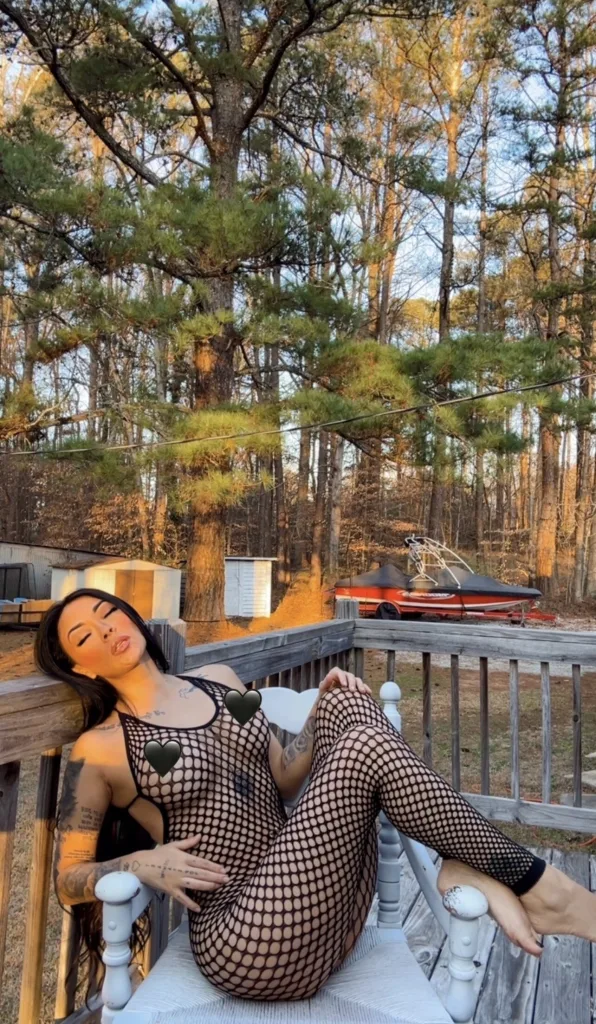 QuinnMPresley — Streamate Photos