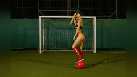 Evelyn — Lets play football