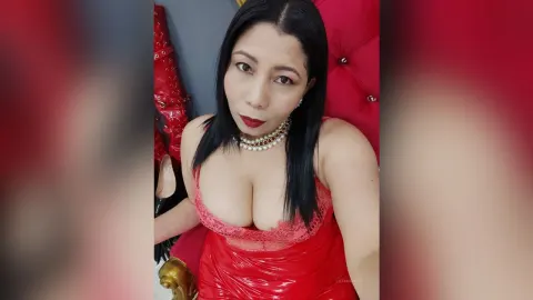 LeizaMagnus — hot latex