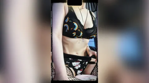 LeslieEden — .