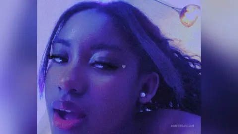 AnnieBlosson — the year begins and Im as hot as the sun