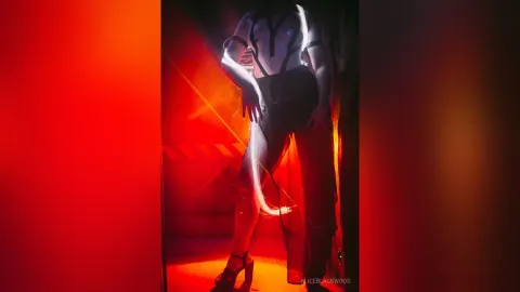 AliceBlackwood — Colors of passion and desire!
