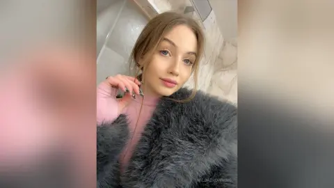 WildaBrowning — Glamorous girl