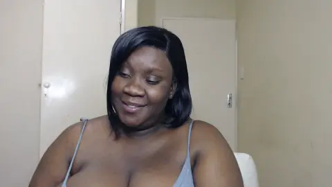 RoyalCuttiexoxo — Streamate Photos