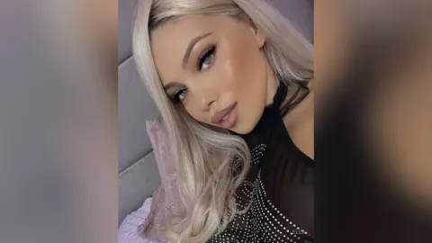 Ella — Sexy Elly