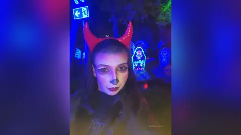 LunaMagistra — Pre-Halloween At Austria
