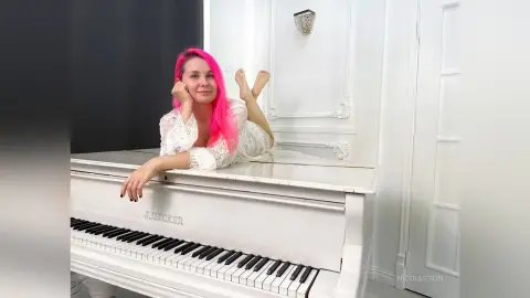 NicoleStein — ❤️❤️