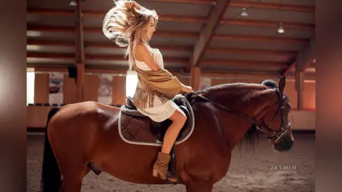 CarolineMayer — Horse ride:)