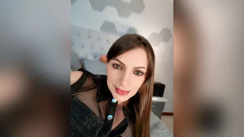 EmmaVel — Casual😘