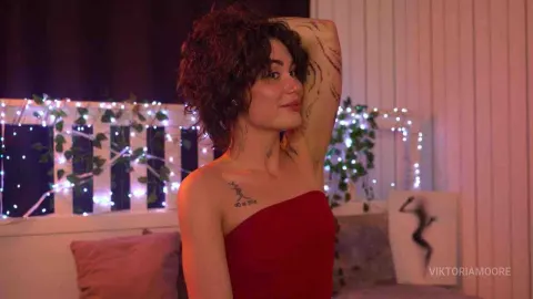 ViktoriaMoore — Dance with me? 🪩