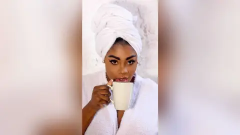 FarahLucy — 👅😜