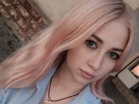 IsabelManha cam model