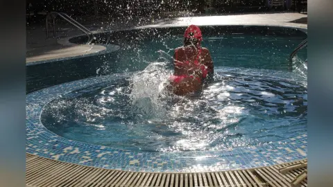 EvelyneSmith — Pool