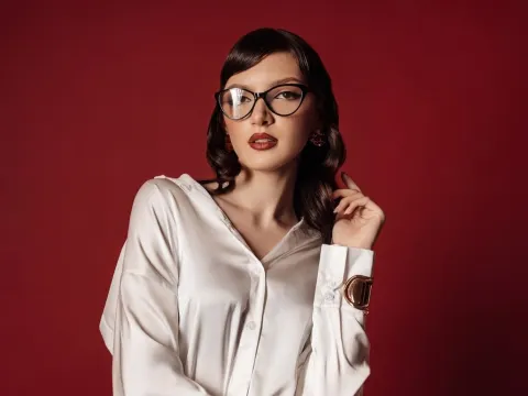 SophiaProve — LiveJasmin cam model