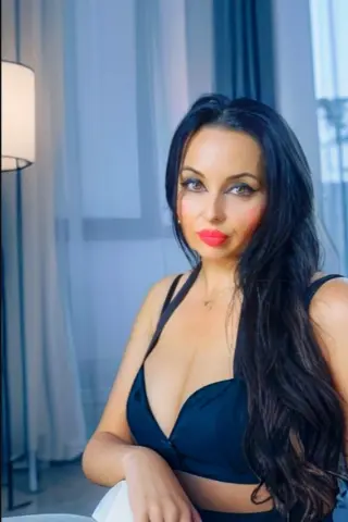 Gianna_Krysta — Streamate Photos