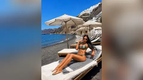 IzaBelle — Vacation mood 🔥