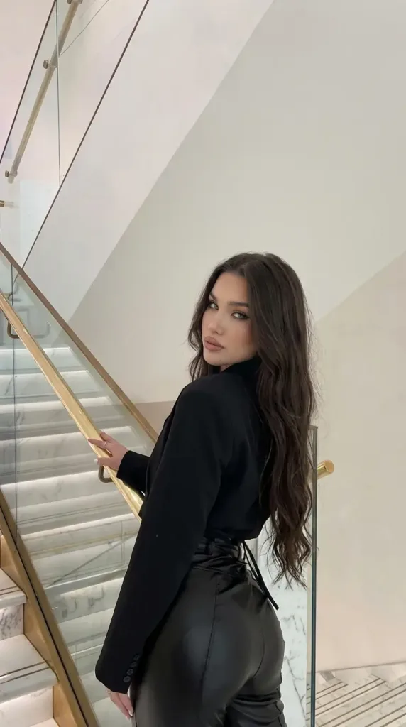 CrystalFever — Streamate Photos