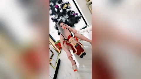 SoniaCristall — santa