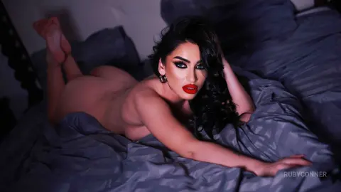 RubyConner — Vintage babe 💫